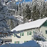 Saunahaus Apartment Annaberg im Lammertal